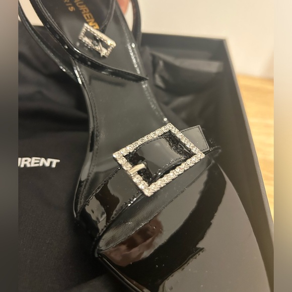 Saint Laurent Gippy Sandals - Picture 7 of 13